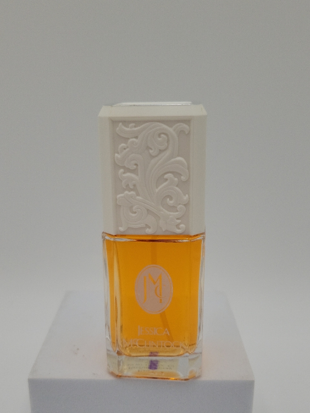 Jessica McClintock Eau de Parfum Spray 1.7 FL oz New